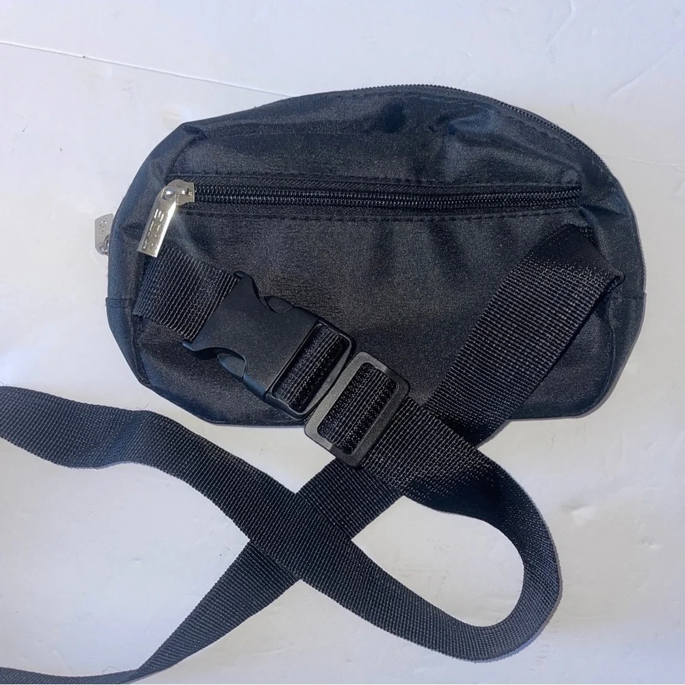 Chicago White Sox‎ Crossbody Bag/Fannie Pack - Picture 5 of 10